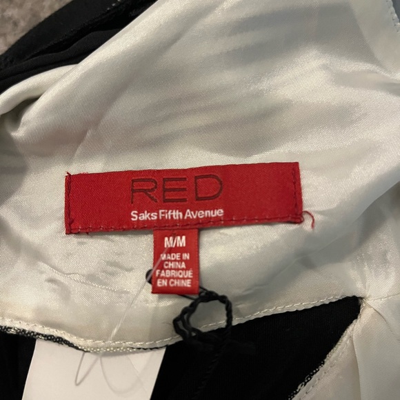 NWT RED Saks Fifth Avenue Black Ivory Fit And Flare Tribal Print Dress Medium - Picture 12 of 12